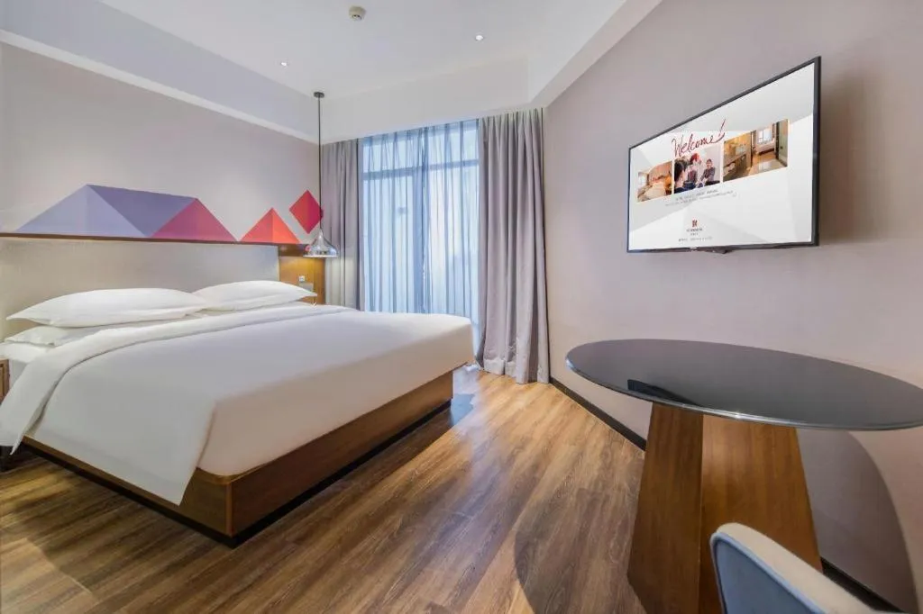 Bed in Borrman Hotel Nanning Railway Station