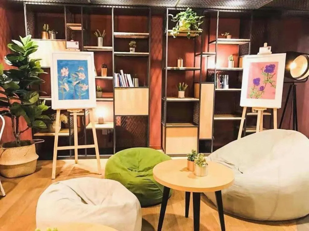 YUNIK-Shanghai Zhongshan Park Yan'an Xi Road