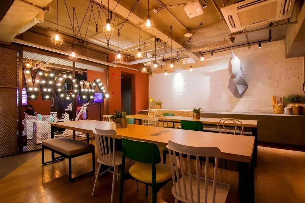 YUNIK-Shanghai Zhongshan Park Yan'an Xi Road