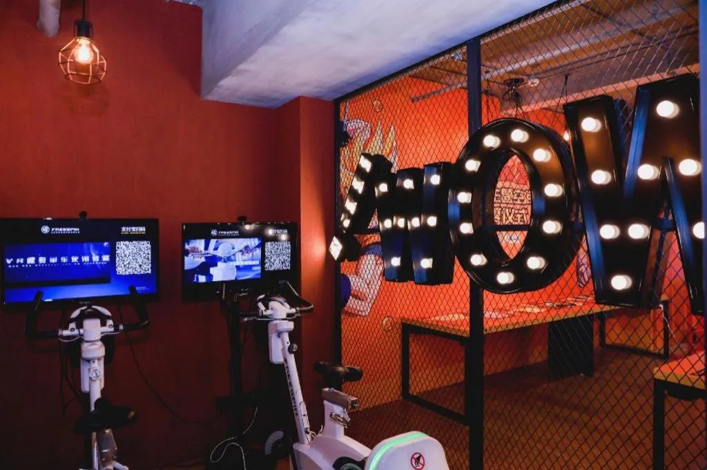 YUNIK-Shanghai Zhongshan Park Yan'an Xi Road