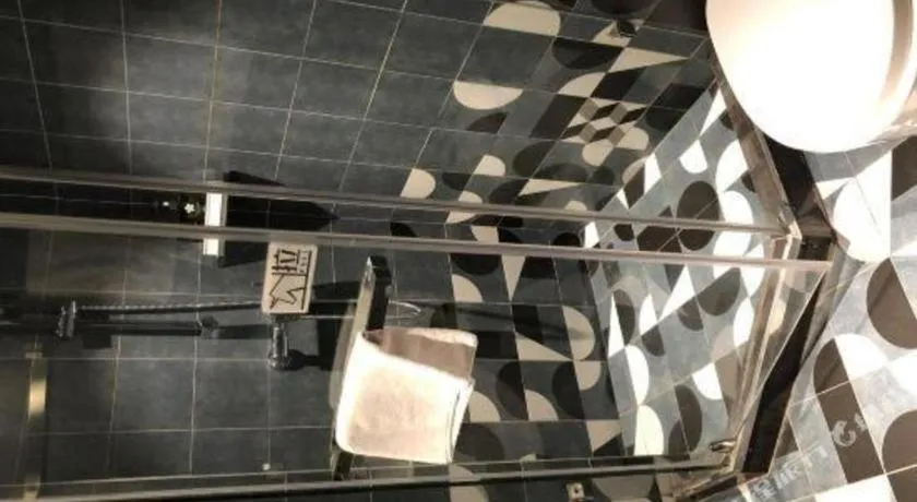 YUNIK-Shanghai Zhongshan Park Yan'an Xi Road