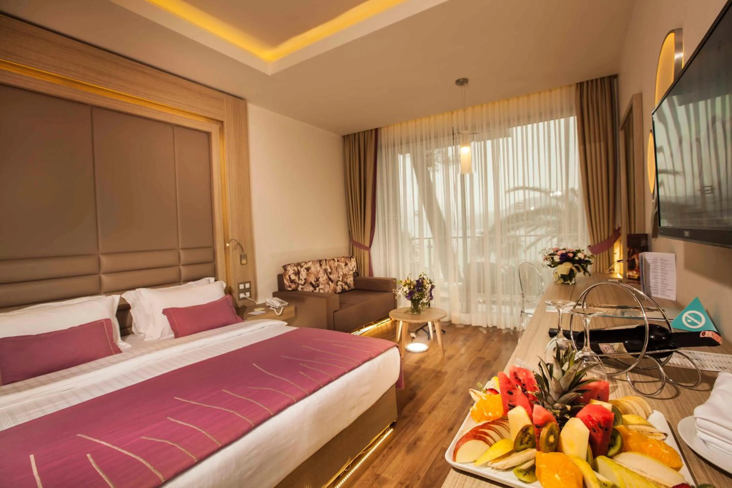 Photo of the whole room, Bed in Orka Lotus Beach