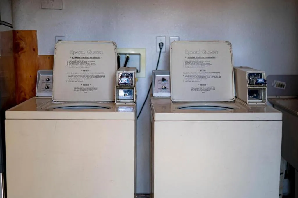 OYO Riverside Inn John Day OR