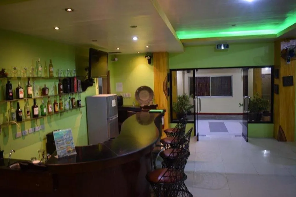 Amanente'z Beach Front Resort