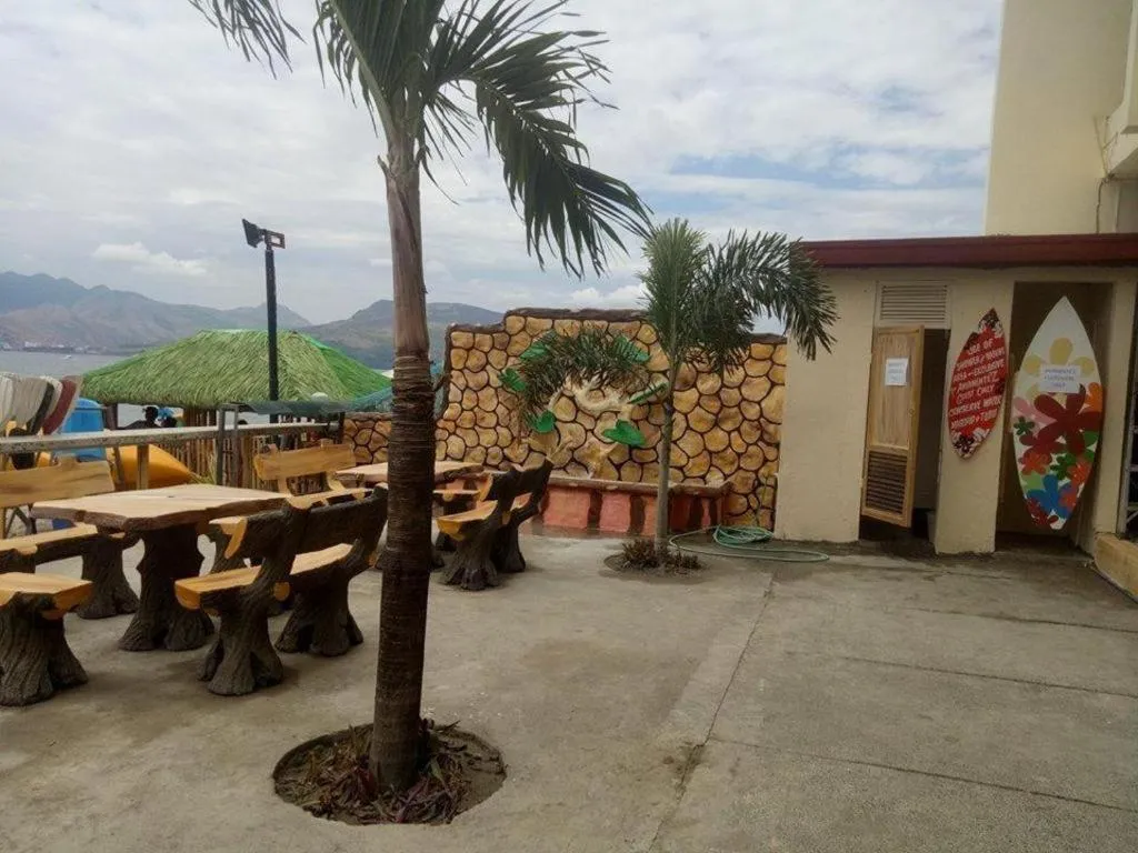 Amanente'z Beach Front Resort