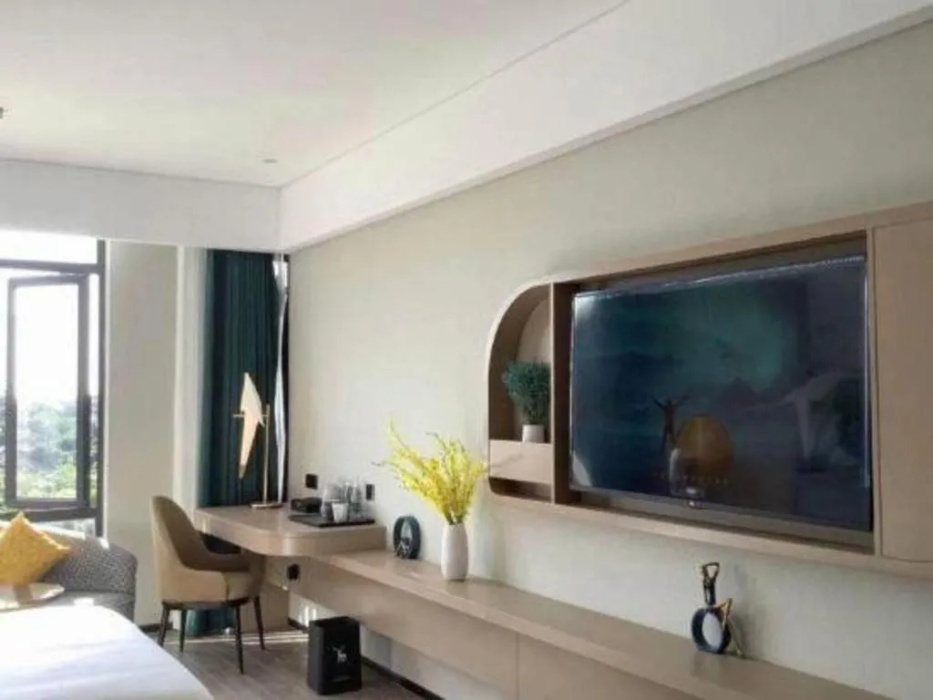 Bed in mango crystal hotel