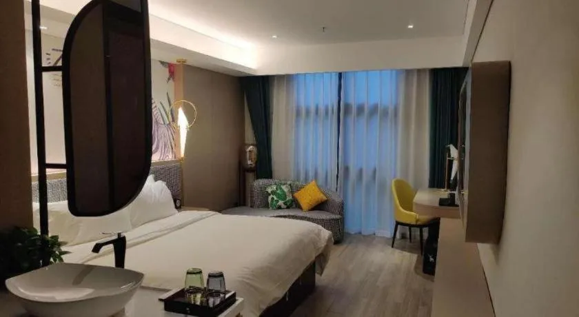 Bed in mango crystal hotel