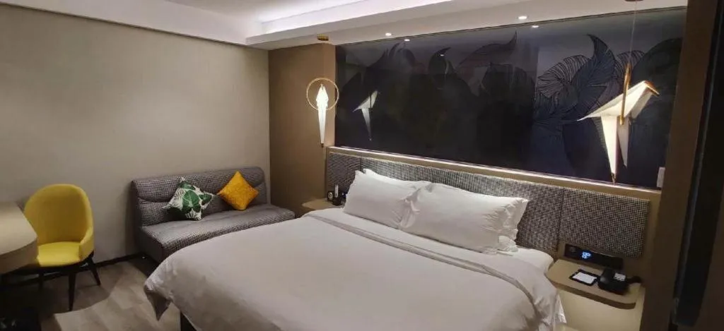 Bed in mango crystal hotel
