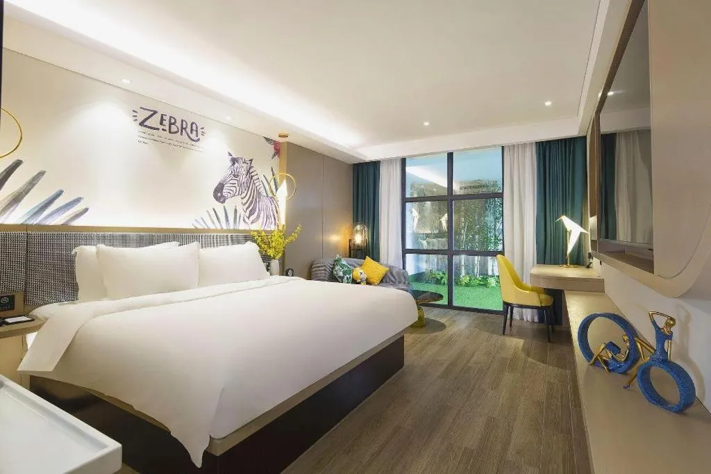 Bed in mango crystal hotel