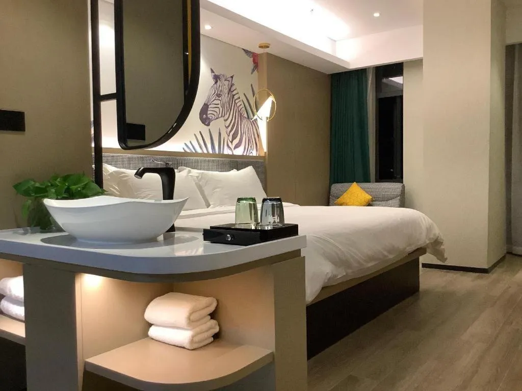 Bed in mango crystal hotel