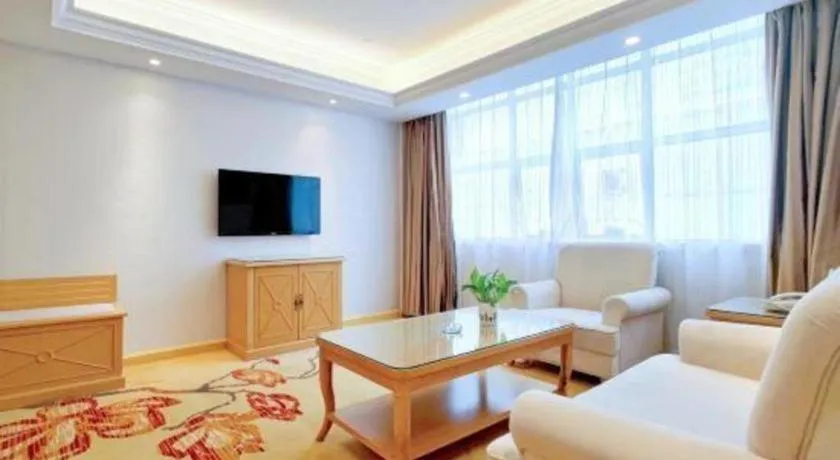 Vienna Hotel Shenzhen Longgang Baifucheng