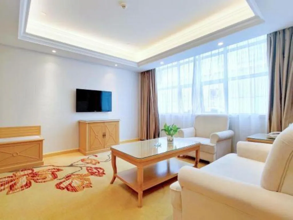 Vienna Hotel Shenzhen Longgang Baifucheng