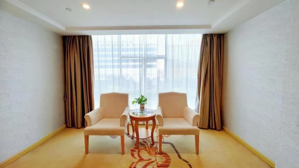 Vienna Hotel Shenzhen Longgang Baifucheng