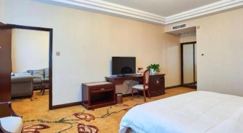 Bed in Vienna Classic Hotel Zhangzhou Longchi Center