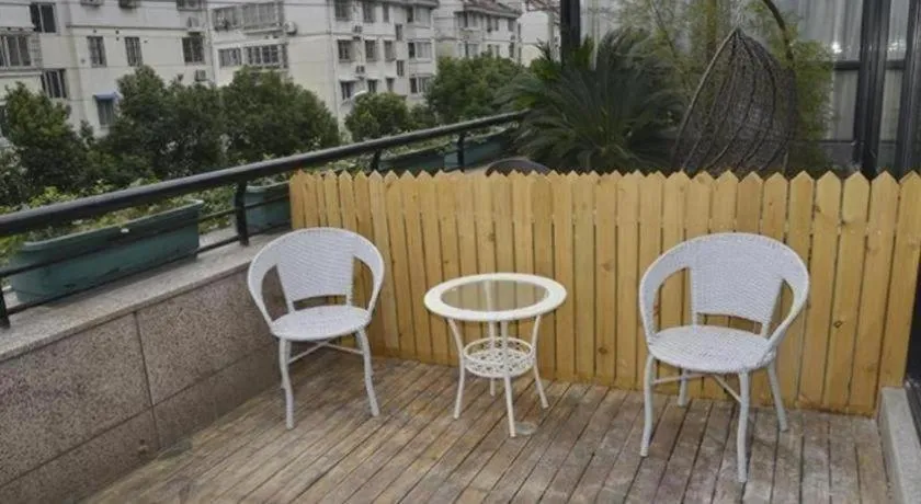 Shell Shanghai Jiading Nanxiang Town Minzhu Street Hotel