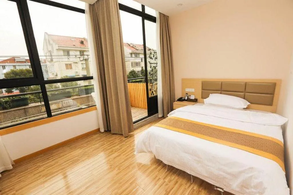 Bed in Shell Shanghai Jiading Nanxiang Town Minzhu Street Hotel