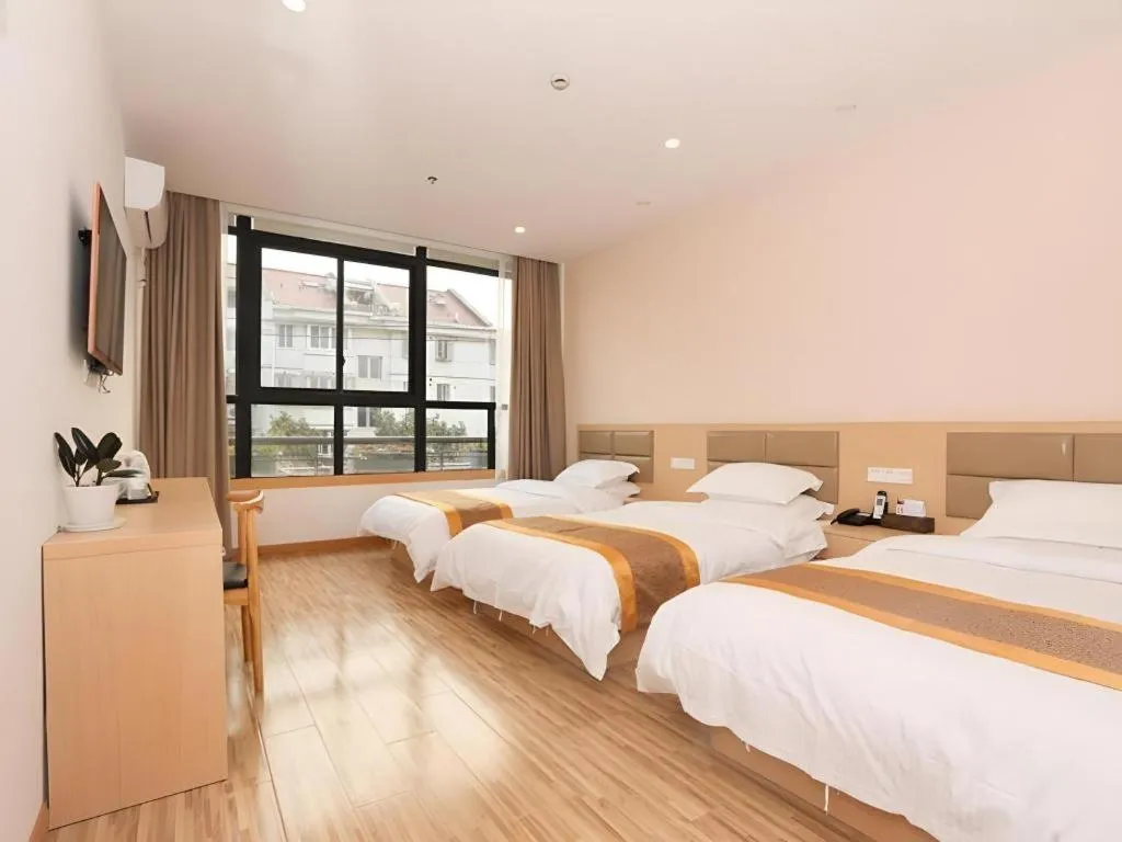 Bed in Shell Shanghai Jiading Nanxiang Town Minzhu Street Hotel