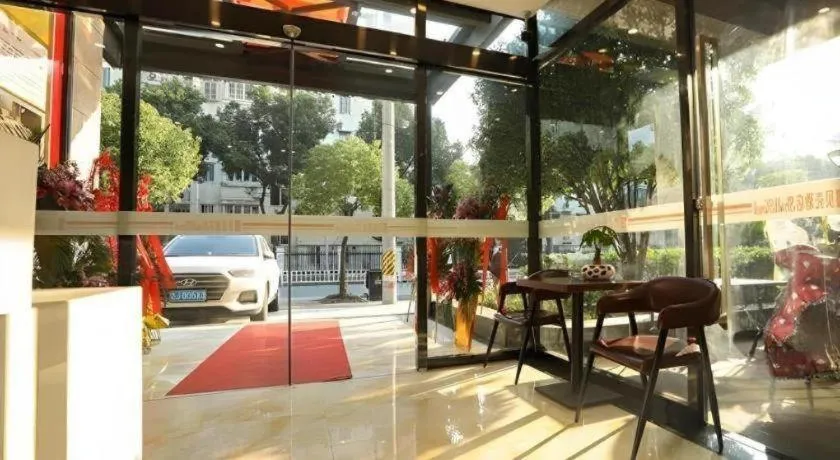 Shell Shanghai Jiading Nanxiang Town Minzhu Street Hotel