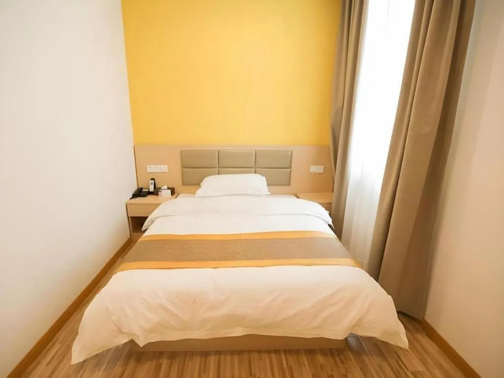 Bed in Shell Shanghai Jiading Nanxiang Town Minzhu Street Hotel
