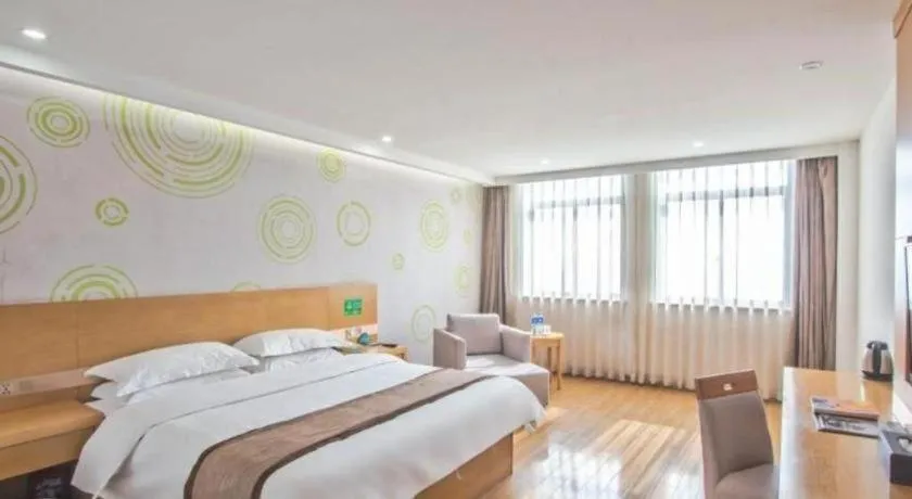 Bed in GreenTree Inn Tongxiang Chongfuzhen World Fur Center Branch