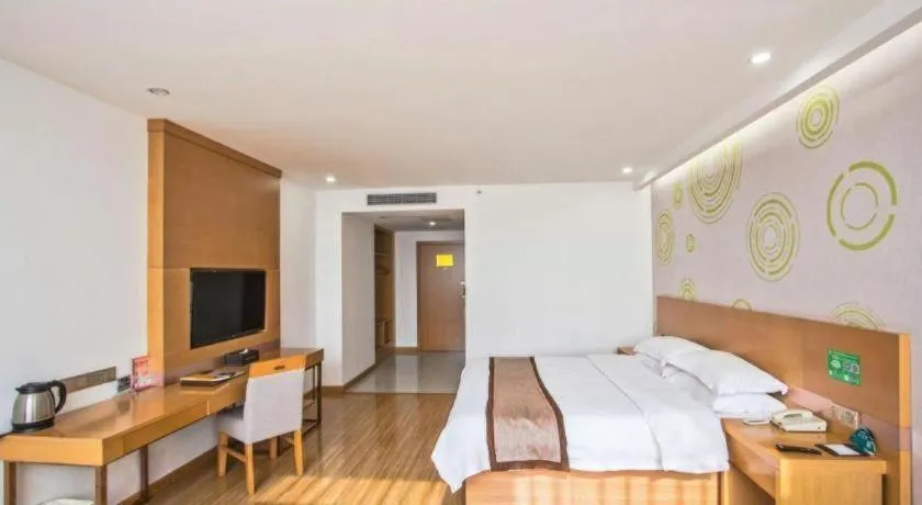 Bed in GreenTree Inn Tongxiang Chongfuzhen World Fur Center Branch