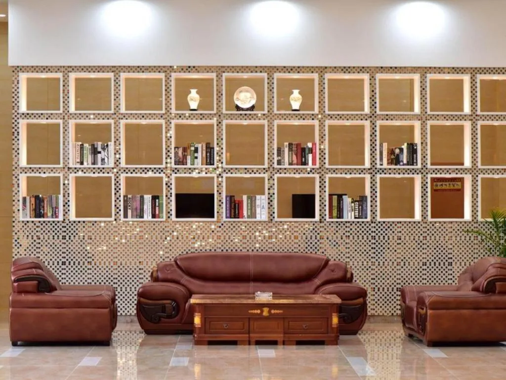 GreenTree Inn Tongxiang Chongfuzhen World Fur Center Branch