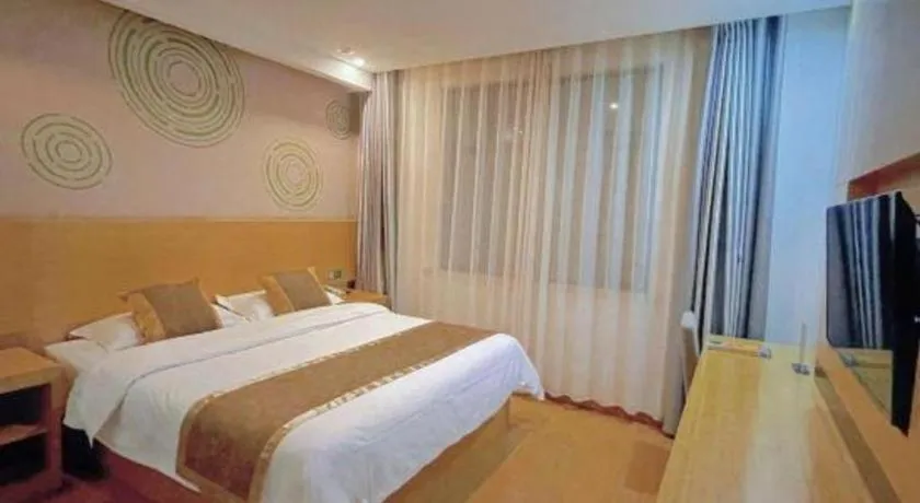 Bed in GreenTree Inn Shanghai Fengxian District Xiaotang Metro Station