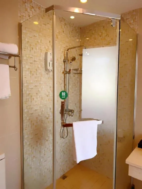 GreenTree Inn Shanghai Fengxian District Xiaotang Metro Station