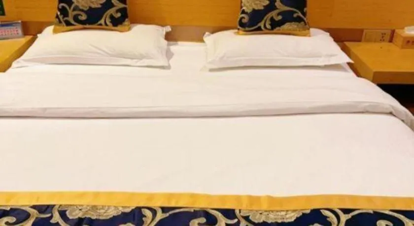 Bed in GreenTree Inn Shanghai Fengxian District Xiaotang Metro Station