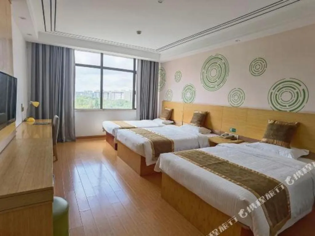 Bed in GreenTree Inn Shanghai Fengxian District Xiaotang Metro Station