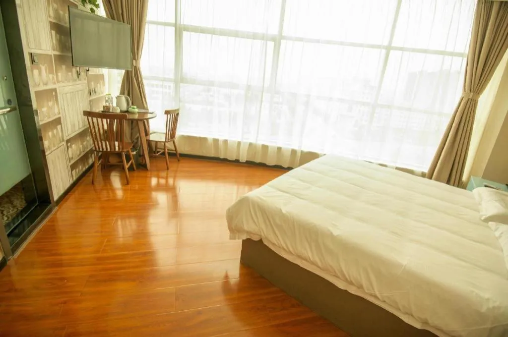 Bed in GreenTree Inn Binzhou Bus Station