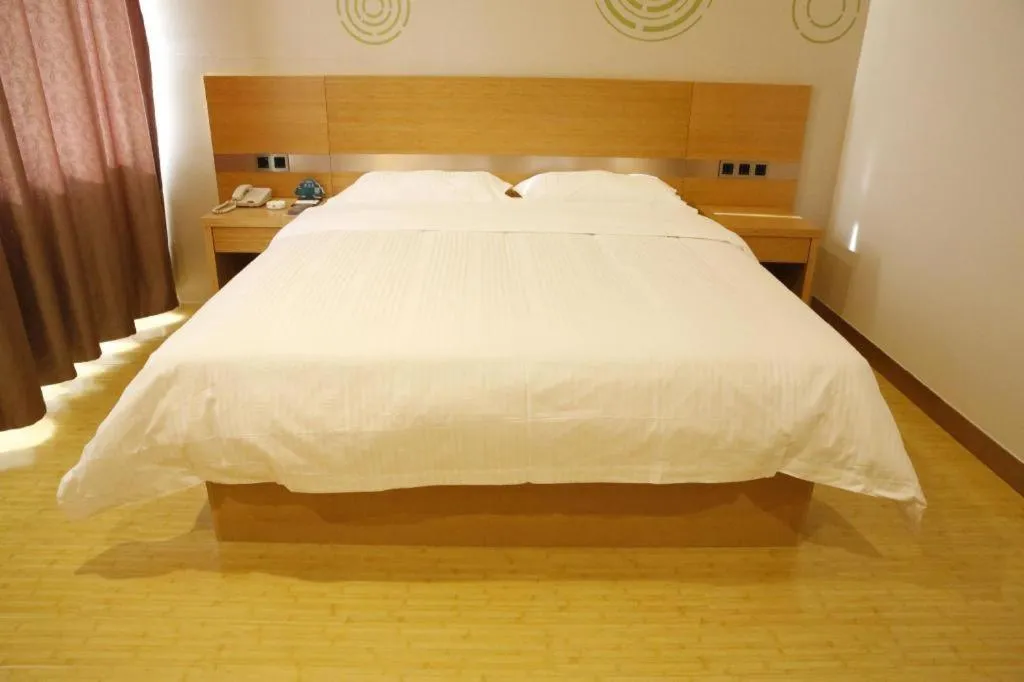 Bed in GreenTree Inn Ordos Kangbashi District Ulan Mulun Street Branch