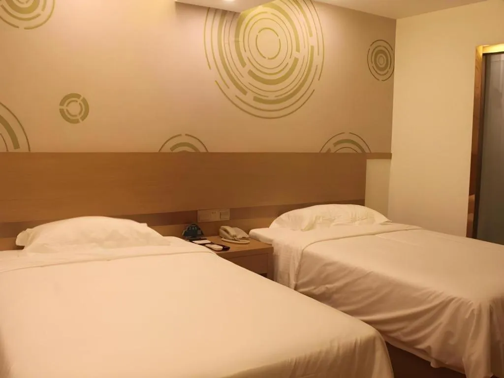 Bed in GreenTree Inn Jingjiang Xieqiao Town Xinhua Road