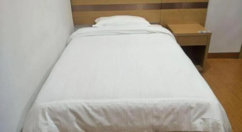 Bed in GreenTree Inn Jingjiang Xieqiao Town Xinhua Road