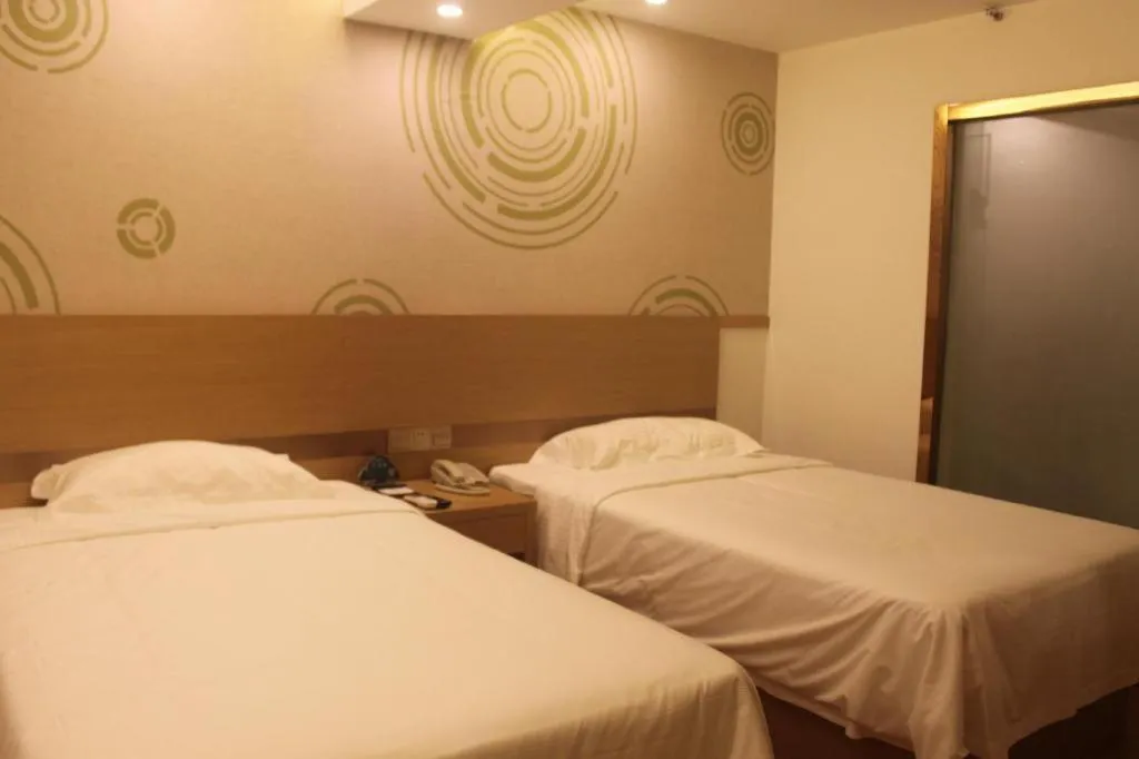 Bed in GreenTree Inn Jingjiang Xieqiao Town Xinhua Road