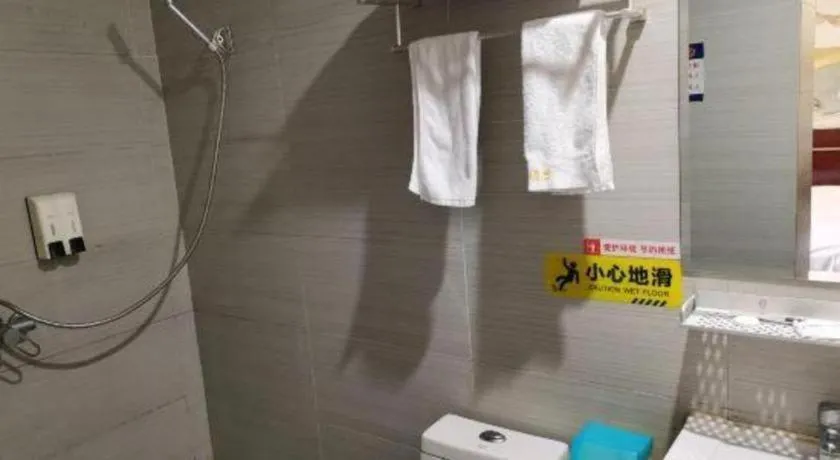 Shell Hotel Shanghai Baoshan Meilanhu Luosheng Road