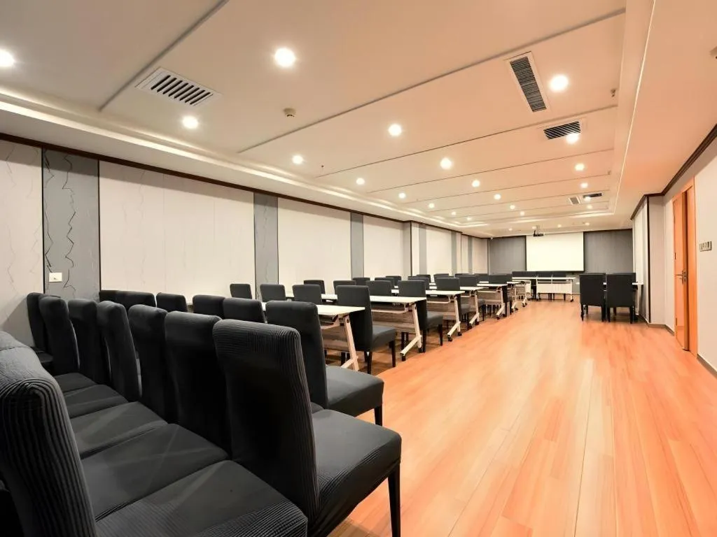 GreenTree Inn Chengde Shuangyu District Shuangtashan