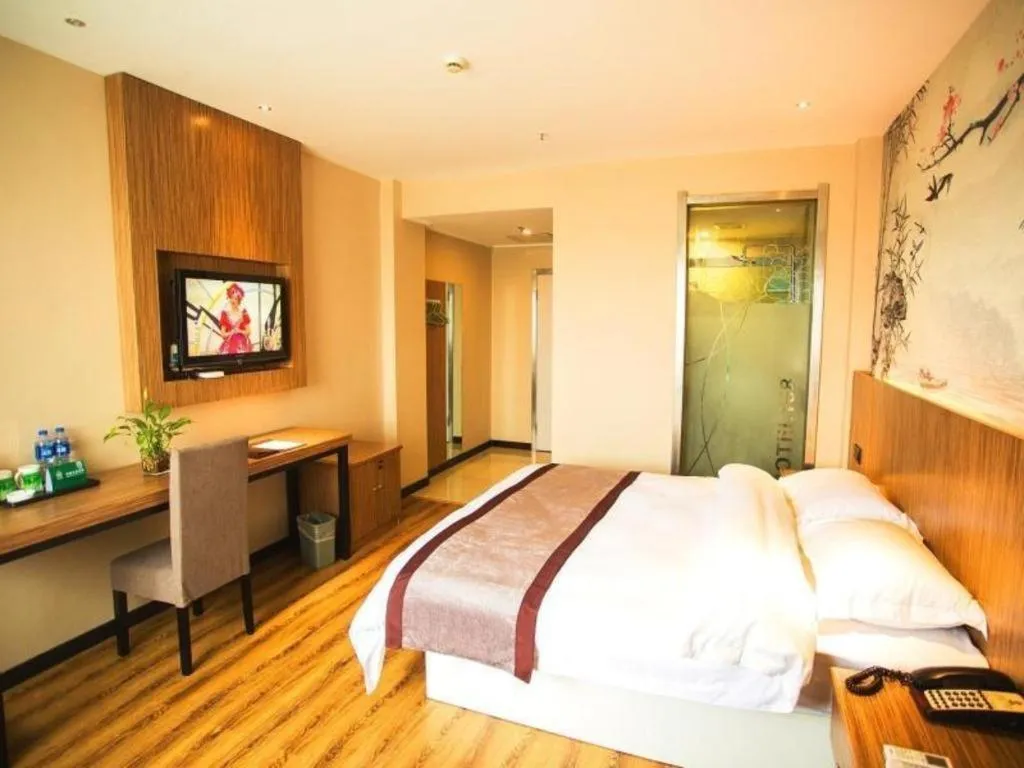 Bed in GreenTree Alliance Ningbo South Train Station Shunde Road Hotel