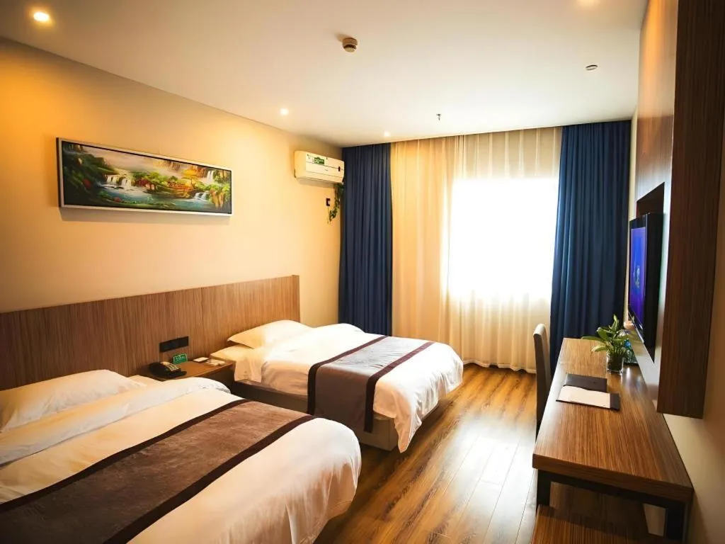 Bed in GreenTree Alliance Ningbo South Train Station Shunde Road Hotel