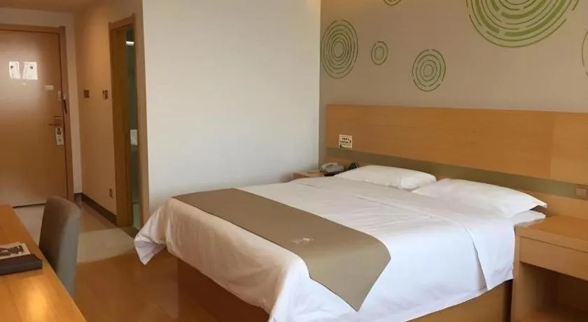 Bed in GreenTree Inn Hefei Changfeng County Gangji Town Jingang Avenue Express Hotel