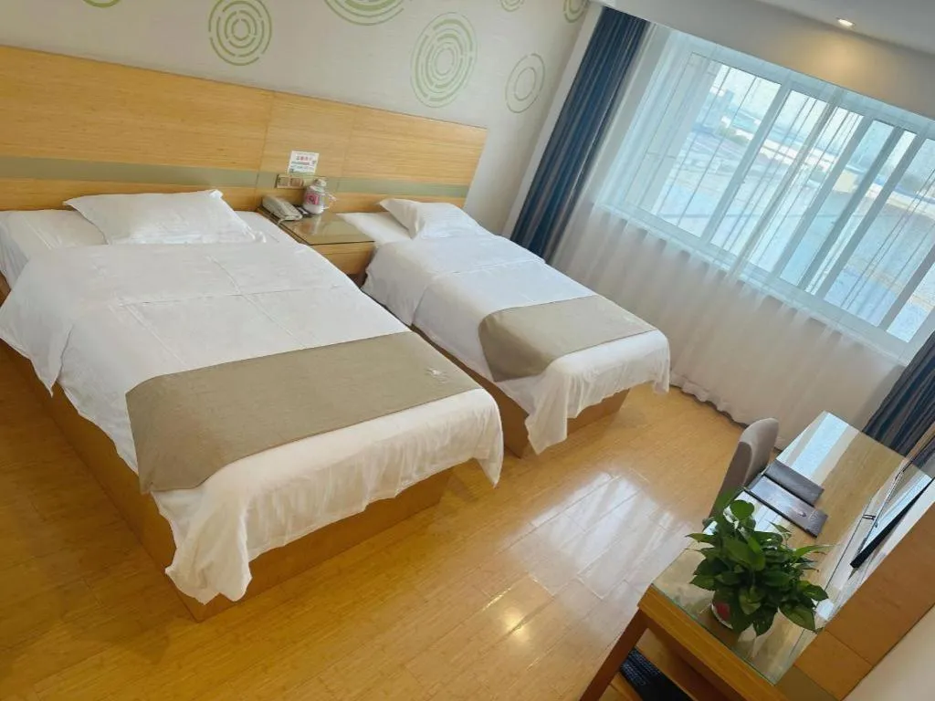 Bed in GreenTree Inn Hefei Changfeng County Gangji Town Jingang Avenue Express Hotel