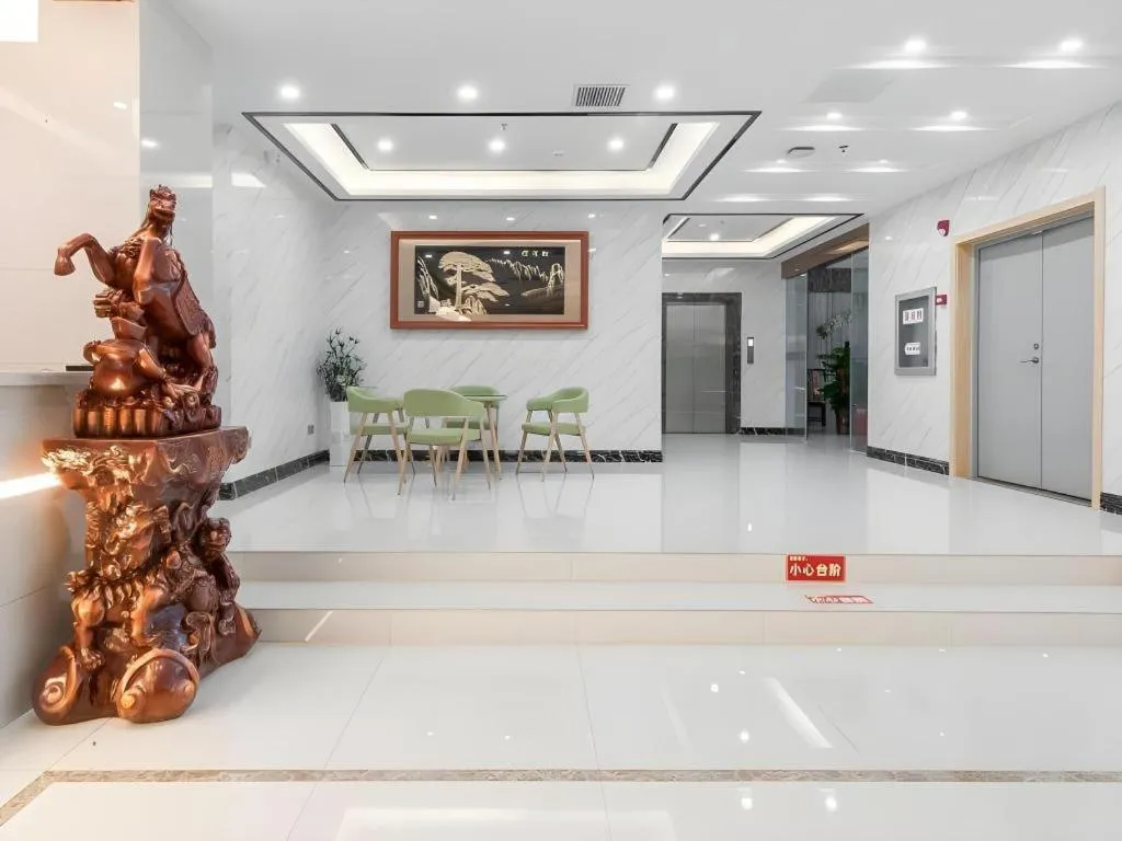 GreenTree Inn Wuhu Eshan Road University City