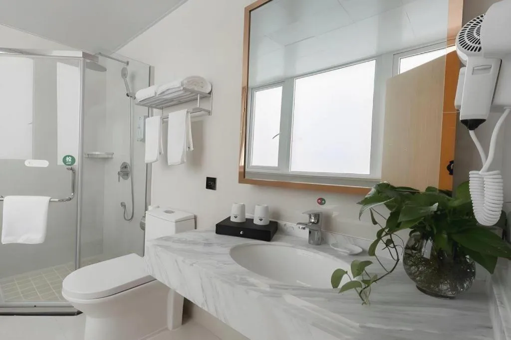 GreenTree Inn Wuhu Eshan Road University City