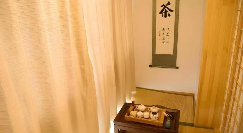 Shell Shanghai Songjiang District Xinqiao Town Xinqiao Hotel