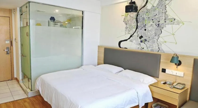 Bed in Vatica Hefei Feidong County Yuzhou Central Square Hotel