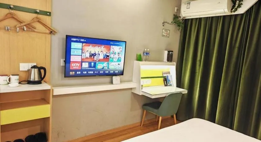 Bed in Vatica Hefei Feidong County Yuzhou Central Square Hotel