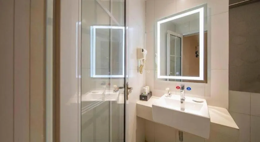 Vatica Hefei Feidong County Yuzhou Central Square Hotel