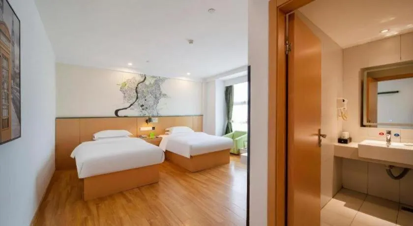 Bed in Vatica Hefei Feidong County Yuzhou Central Square Hotel