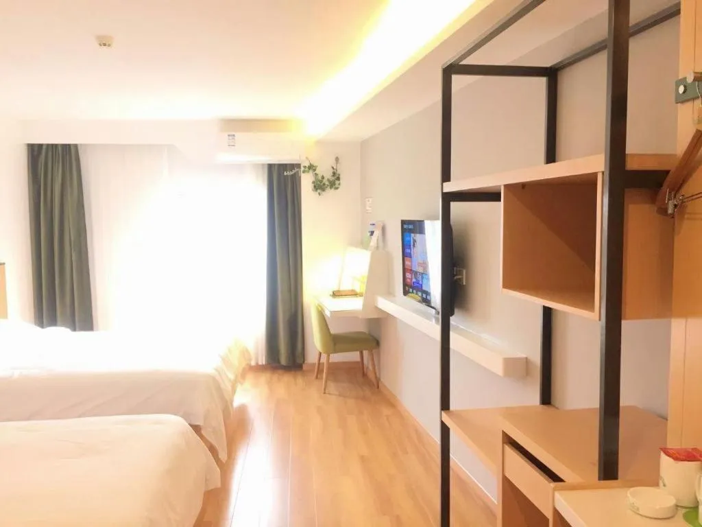 Bed in Vatica Hefei Feidong County Yuzhou Central Square Hotel