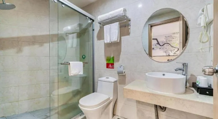 Vatica Hangzhou Xiasha Media College Hotel